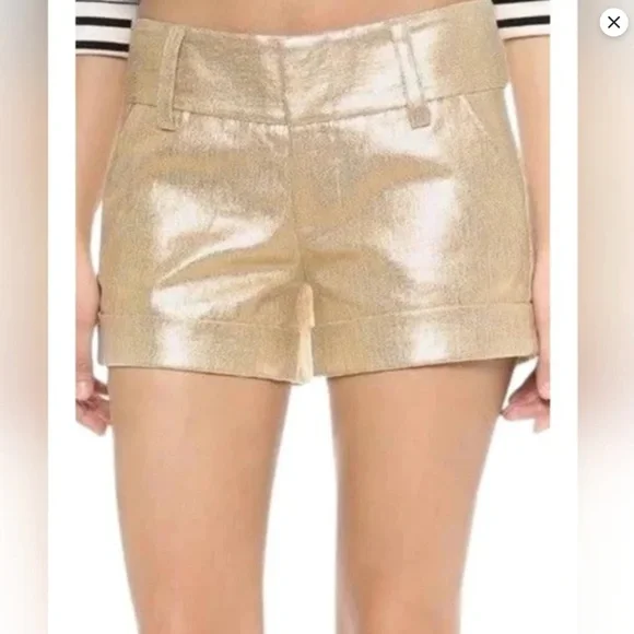 EUC Alice + Olivia Gold Cuffed Dress Shorts - Picture 1 of 10
